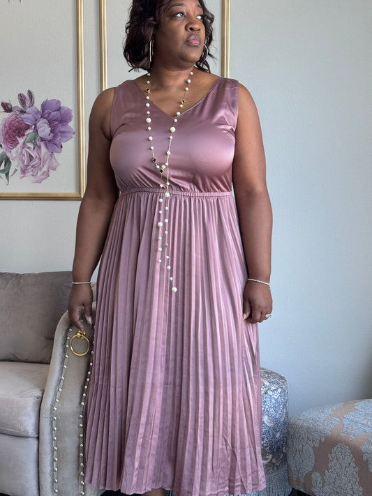 Rose' Pleated Sleeveless Dress