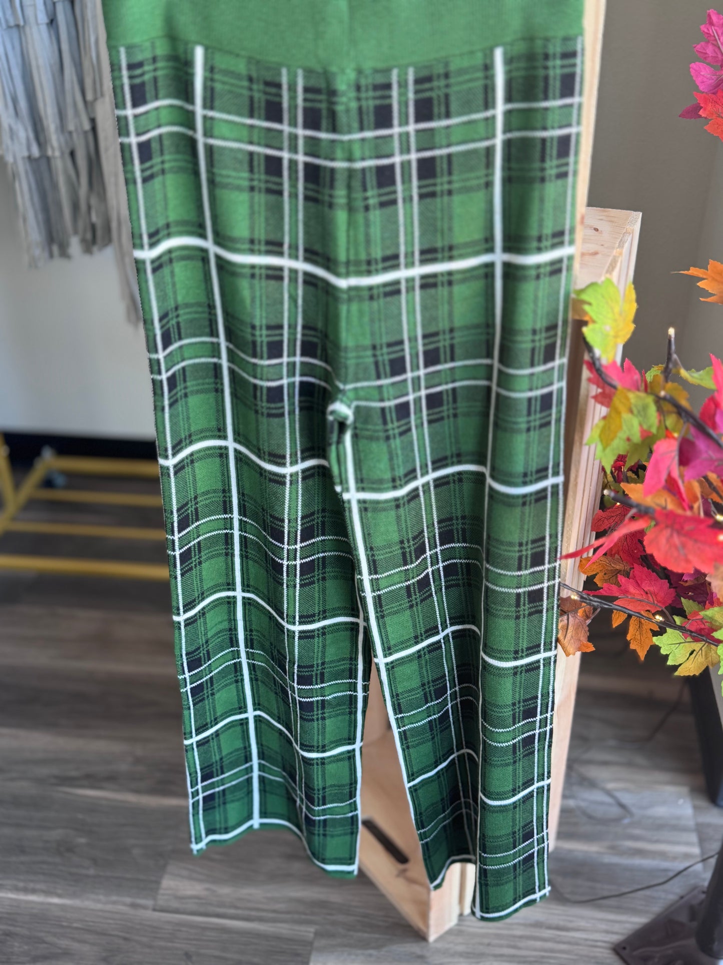 Pine Plaid Sweatpants